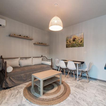 Oinoelia Luxury Suites & Residence Потос Екстериор снимка