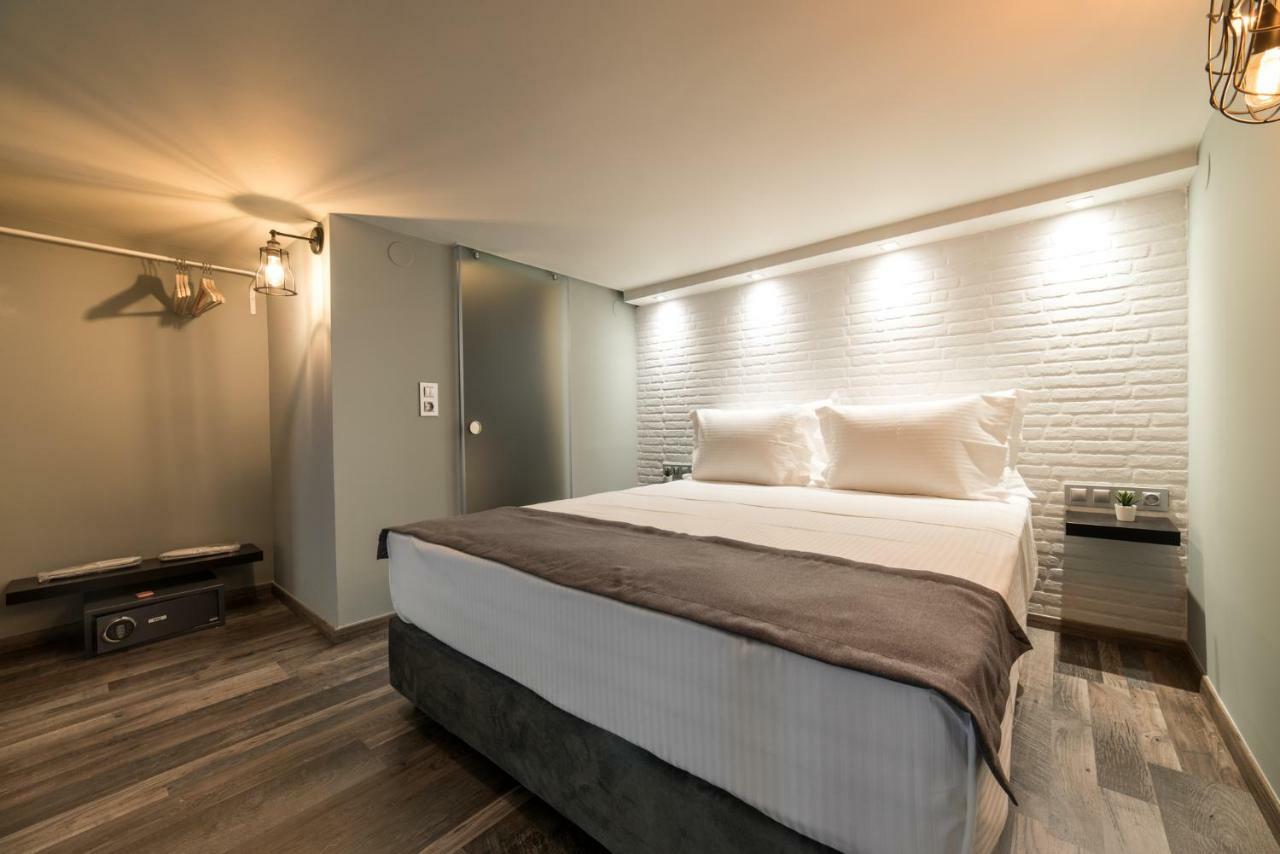 Oinoelia Luxury Suites & Residence Потос Екстериор снимка