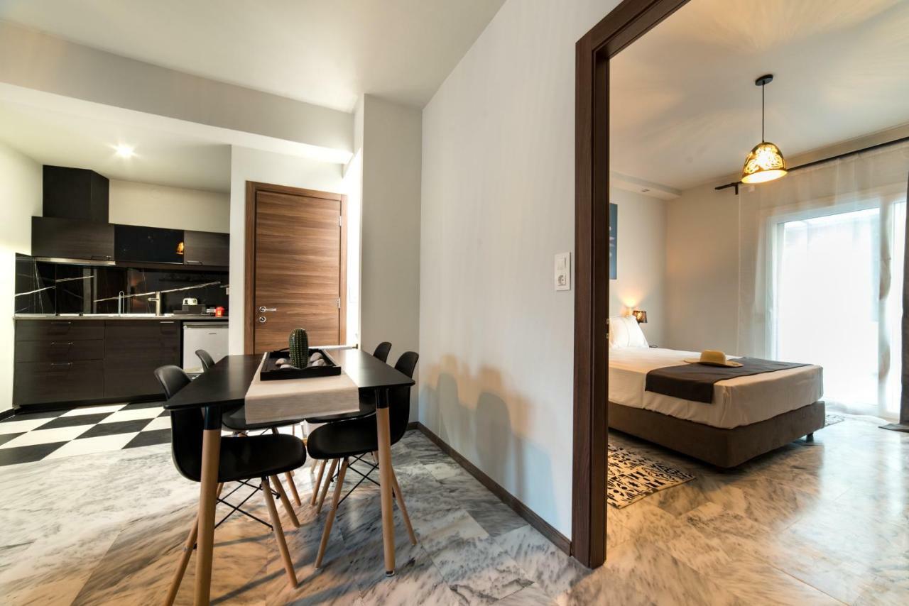 Oinoelia Luxury Suites & Residence Потос Екстериор снимка