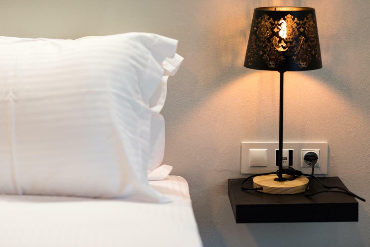 Oinoelia Luxury Suites & Residence Потос Екстериор снимка